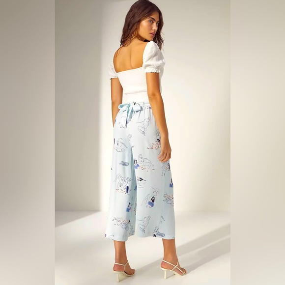 Wilfred by Aritzia- Faun Pant High-waisted, wide-leg pant - Picture 2 of 5